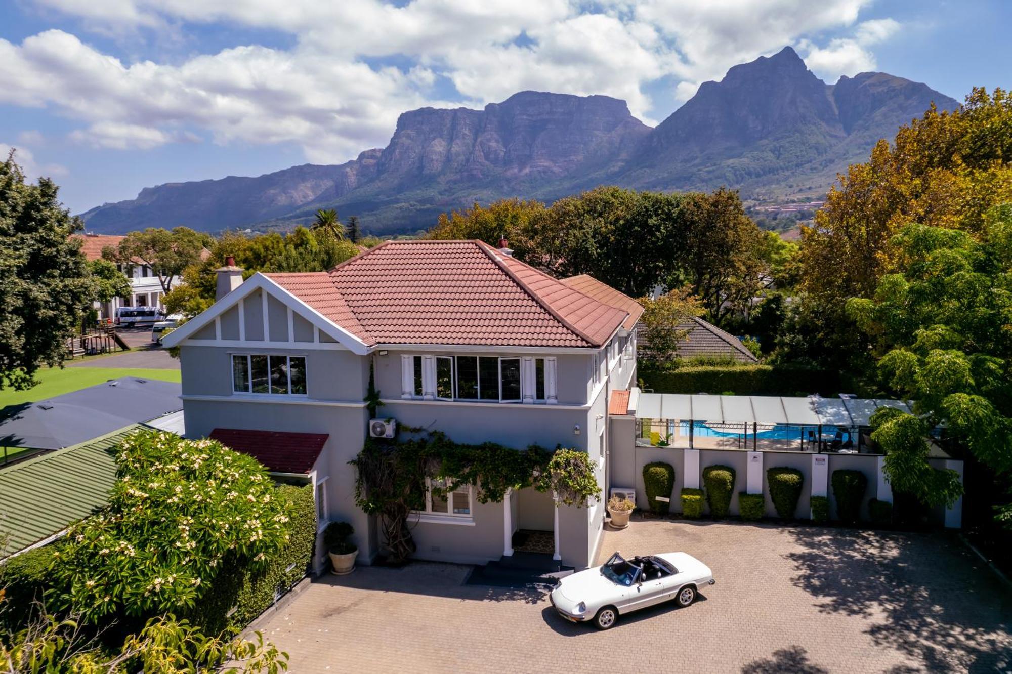 Guest house Roodenburg House Cape Town
