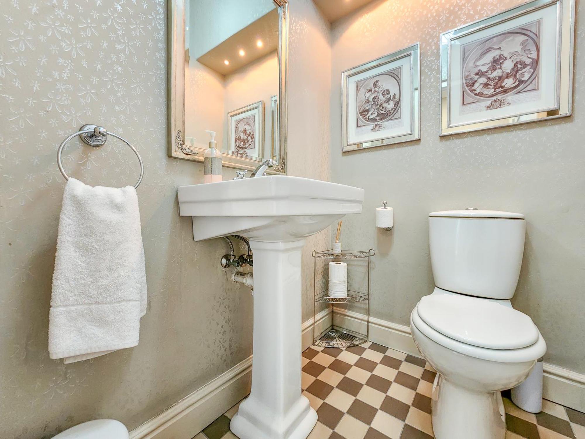 Roodenburg House 4* Cape Town